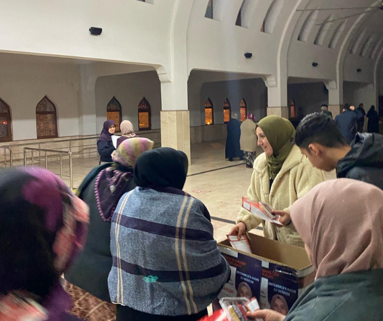 ONTEMMUZ MAHALLESİNE KADIN ELİ DEĞECEK Ontemmuz Mahhallesi Muhtar Adayı