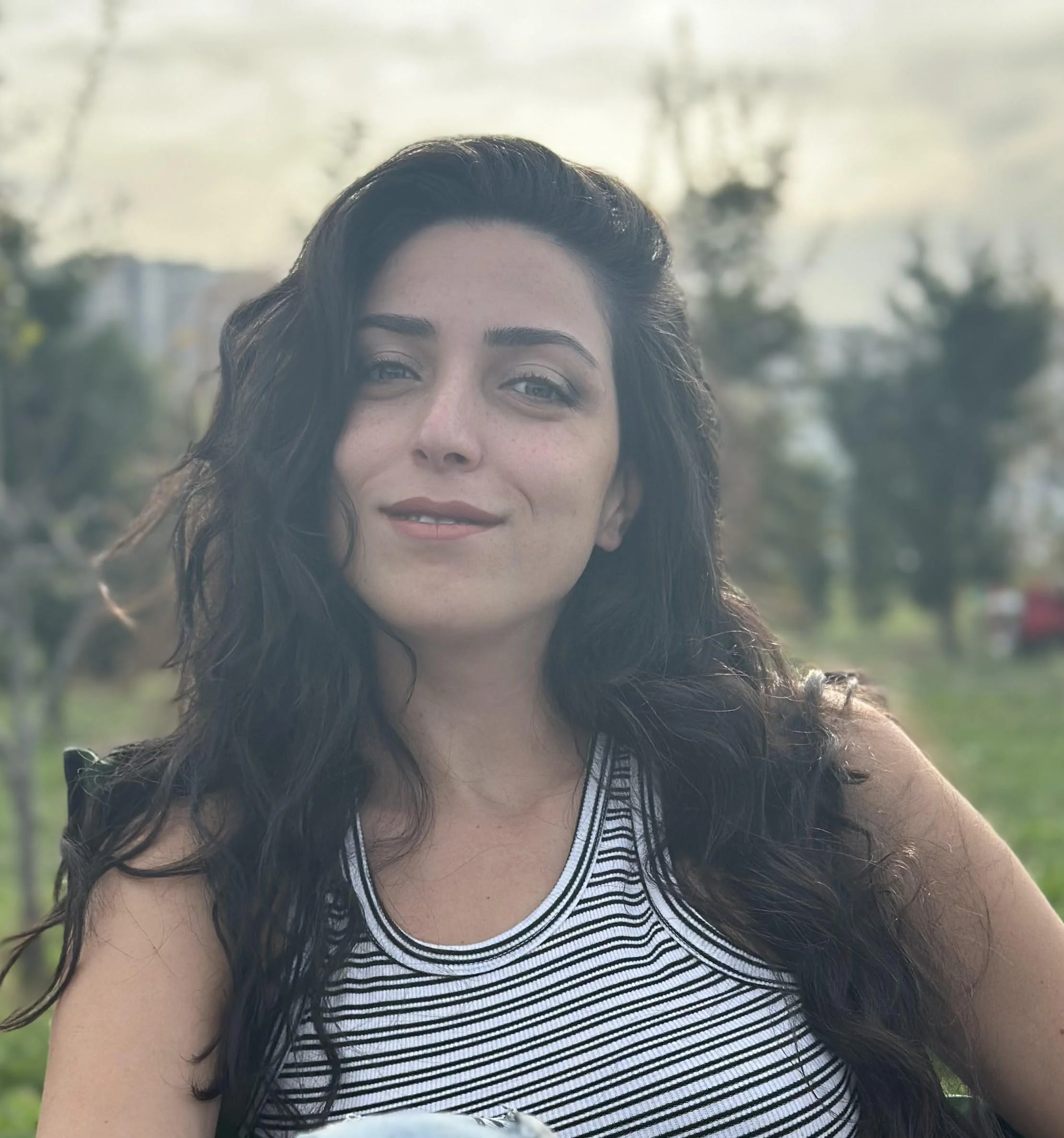 Buse AKBIYIK Buse AKBIYIK yazar fotoğrafı
