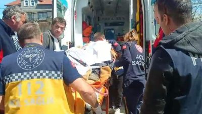 AYAĞINI TARIM ARACINA KAPTIRDI!