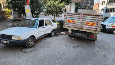 KAMYONETİN FRENİ BOŞALDI…