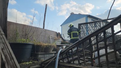 “Alevler Karabük’ü Sarstı: 2 Ev Yangında Yok Oldu!”