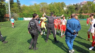 Türkiye Şampiyonası’nda maç sonrası sahada gergin anlar
