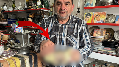 Zonguldak‘ta 63 yaşındaki emekli öğretmen, lise yıllarında merak duyduğu antika