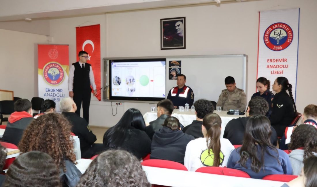 Jandarma Mesleği Tanıtımı Gerçekleştirildi Zonguldak Erdemir Anadolu Lisesi