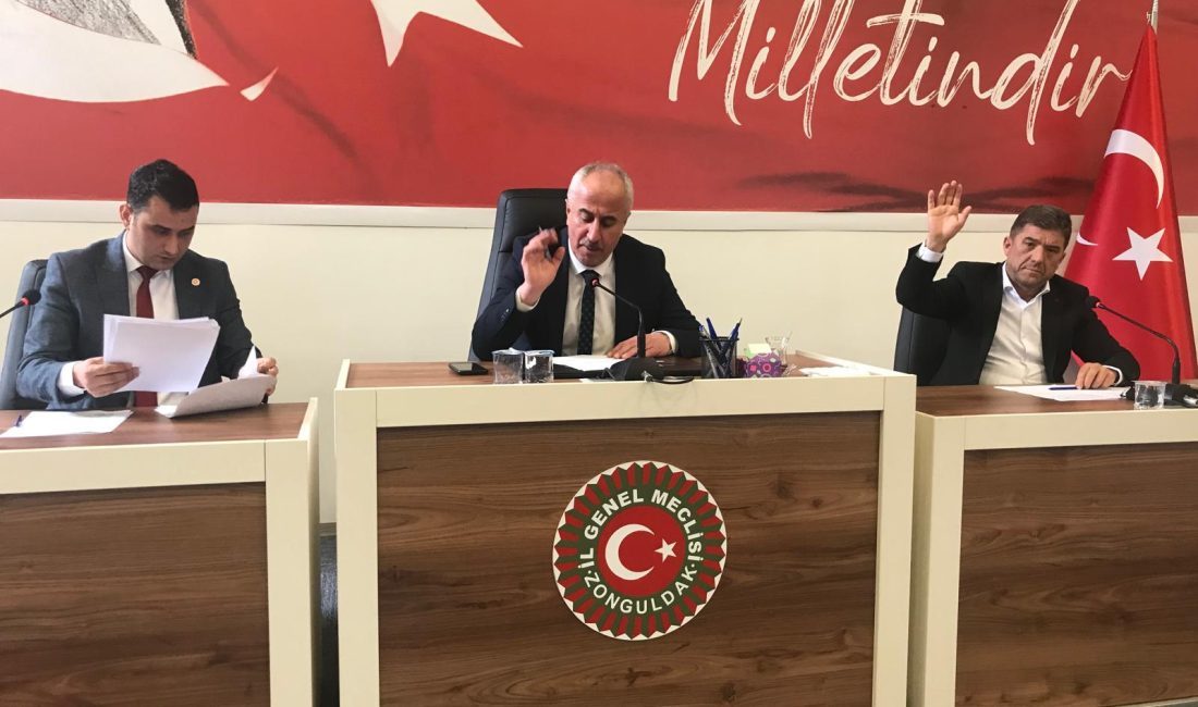 Elvanpazarcık Beldesi’nde Kaynak Suyu Kiralanmasıyla İlgili Gündem Kabul Edildi Elvanpazarcık Beldesi Kokaksu –