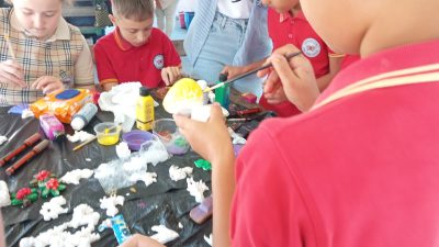 Minik Eller, Büyük Hayallerle Buluştu