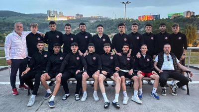 SAHNE SİZİN ÇOCUKLAR!