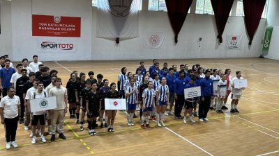 Üniversiteler Arası Salon Futbolu Bölgesel Lig Grup Müsabakaları Başladı