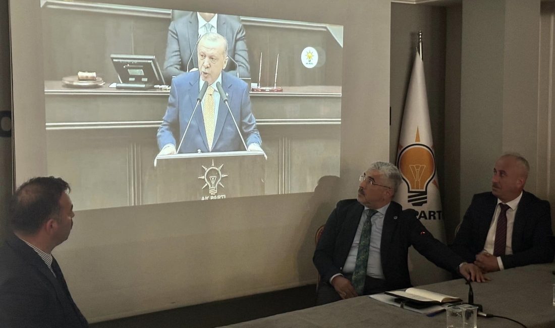 AK PARTİ’DE DEĞERLENDİRME TOPLANTISI Ak Parti İl Koordinatörü