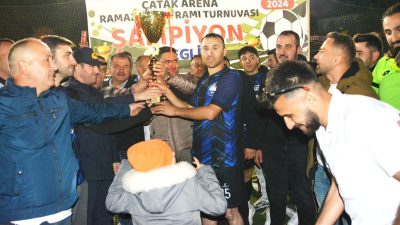 Tribün İçin Büyük Bağış!