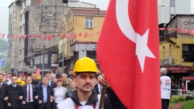Zonguldak'ta, işçi ve emekçilerin coşkuyla kutladığı 1 Mayıs İşçi Bayramı