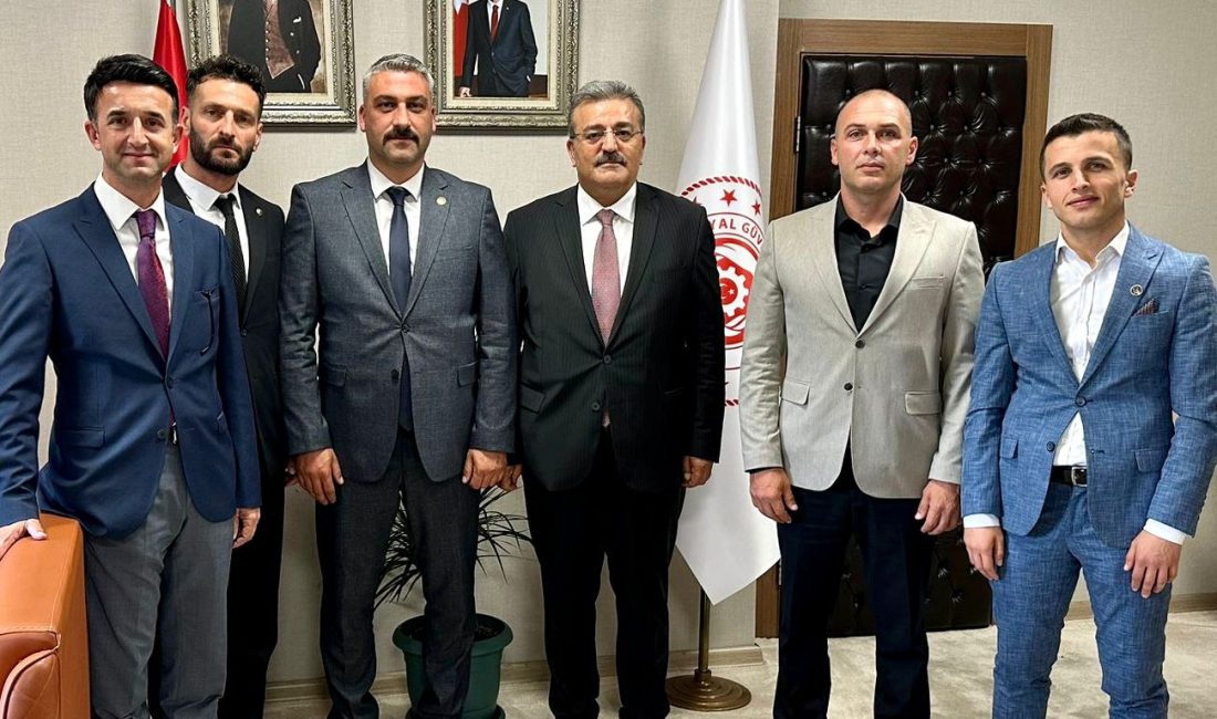 Ülkü Ocaklarından Bakan Yardımcısına Ziyaret Zonguldak Ülkü Ocakları Başkanı