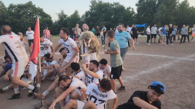 ŞAMPİYONLUĞU KOYUNLA KUTLADILAR