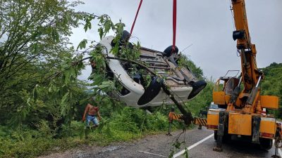 Otomobil Irmağa Uçtu!