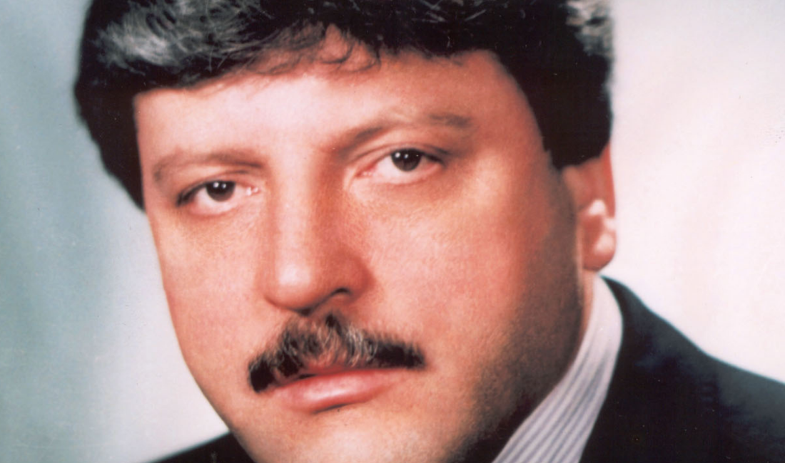ŞEMSİ DENİZER ANILIYOR Türk-İş Genel Sekreteri ve