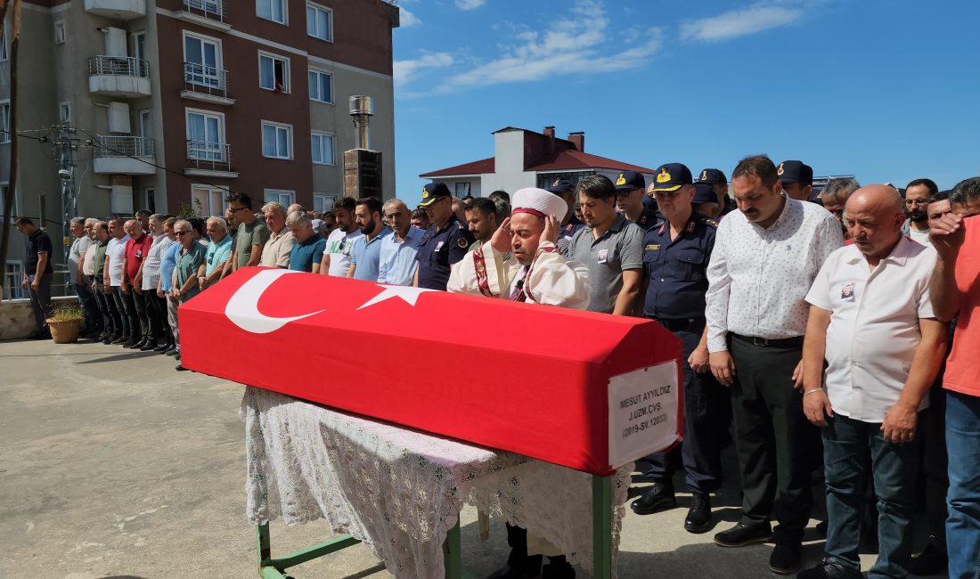 UZMAN ÇAVUŞ TOPRAĞA VERİLDİ Karabük’te hayatına son veren