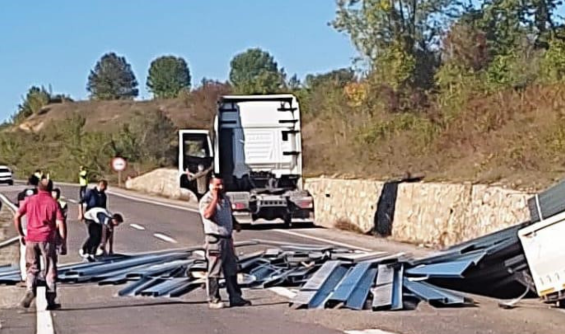 FACİADAN DÖNÜLDÜ! Kozcağız-Perşembe yolunda seyir halindeki