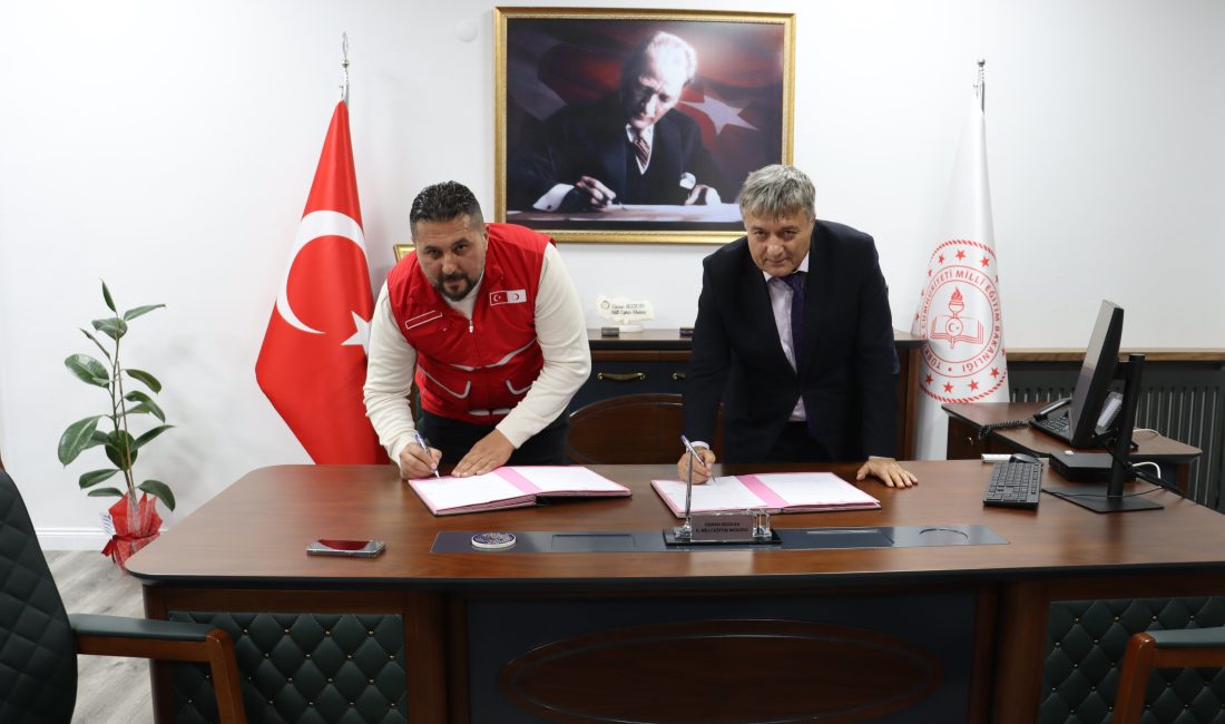 Milli Eğitim ile Kızılay İşbirliği Zonguldak İl Milli Eğitim Müdürlüğü