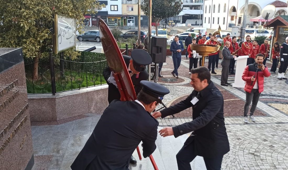 DEVREK’TE 10 KASIM ATATÜRK’Ü ANMA PROGRAMI DÜZENLENDİ! Devrek'te 10 Kasım Atatürk'ü