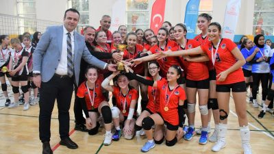 ŞAMPİYONLUK KUPASI EREĞLİ’YE GİTTİ!