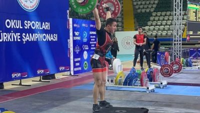 HALTERDE TÜRKİYE 3.SÜ OLDU