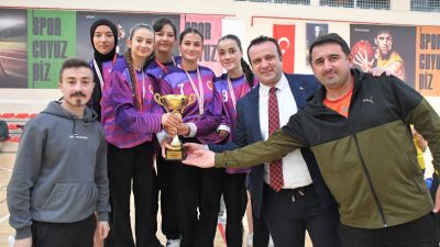 GENÇ RAKETLER KUPAYI DEVREK’E GETİRDİ