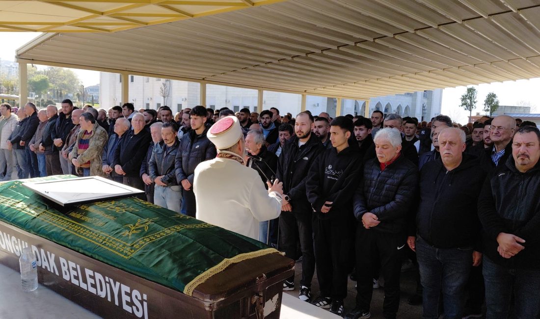 Zonguldak’ın sevilen esnaflarından, güler