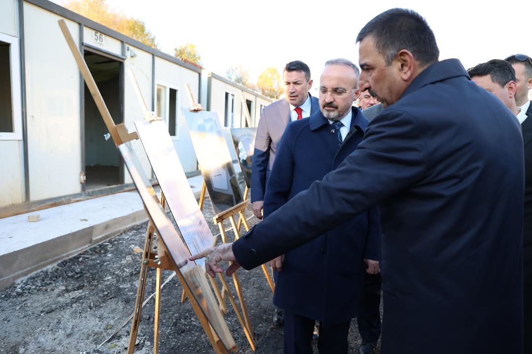 BAKAN YARDIMCISI SOFLAR KÖYÜ’NDE SOKAK HAYVANLARI İÇİN İNCELEMEDE BULUNDU