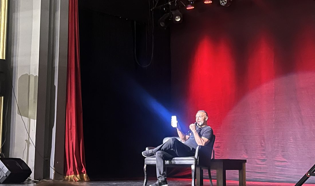 Oyuncu-komedyen Umut Oğuz, yıllardır