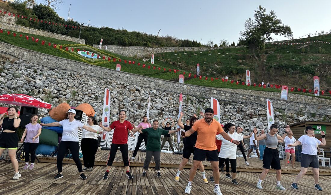 Kızlar Plajı’nda Cardio Mix