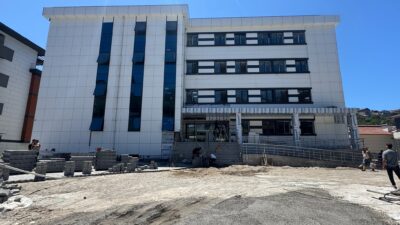 Mustafa Çağlayan SGK hizmet binasının tamamlanacağını duyurdu