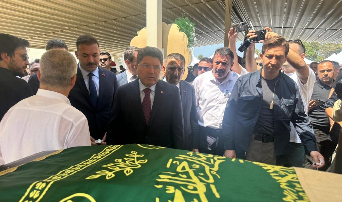 Adalet Bakanı Yılmaz Tunç,