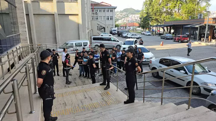 Zonguldak’ta tefecilik yaptıkları iddiasıyla