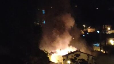 Çınartepe’de korkutan yangın! Evler boşaltıldı