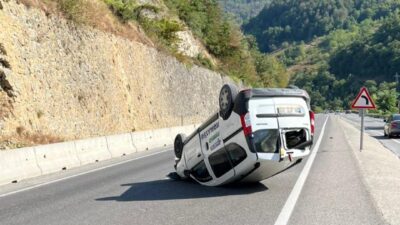 Karaman mevkisinde otomobil takla attı: Yaralılar var