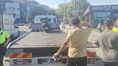 Motosikletini bırakıp kaçtı: Trafikten men!