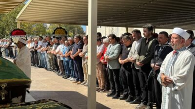 Murat Korkmaz ve eşi son yolculuğuna uğurlandı