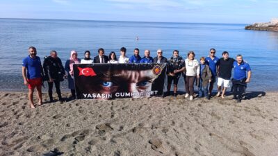 Cumhuriyet Coşkusu Su Altından Su Üstüne Taşındı!