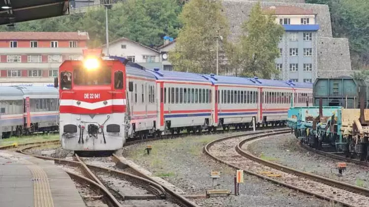 Turistik Karaelmas Ekspresi, Zonguldak'a