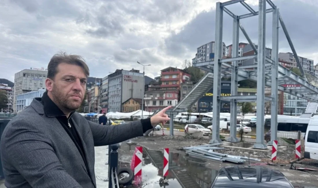 Asansör ve yürüyen merdiven yapılmazsa, üst geçit sadece demir yığınıdır! Zafer Partisi Zonguldak İl
