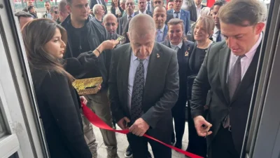 Ümit Özdağ Zonguldak’ta Zafer Partisi İl Başkanlığı açılışına katıldı