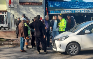Zonguldak’ta karşıdan karşıya geçen Cengiz K. otomobil çaptı.
