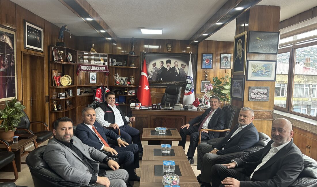 Tahsin Erdem’den GMİS’e ziyaret Zonguldak Belediye Başkanı Tahsin Erdem Genel Maden İşçileri Sendikası (GMİS)