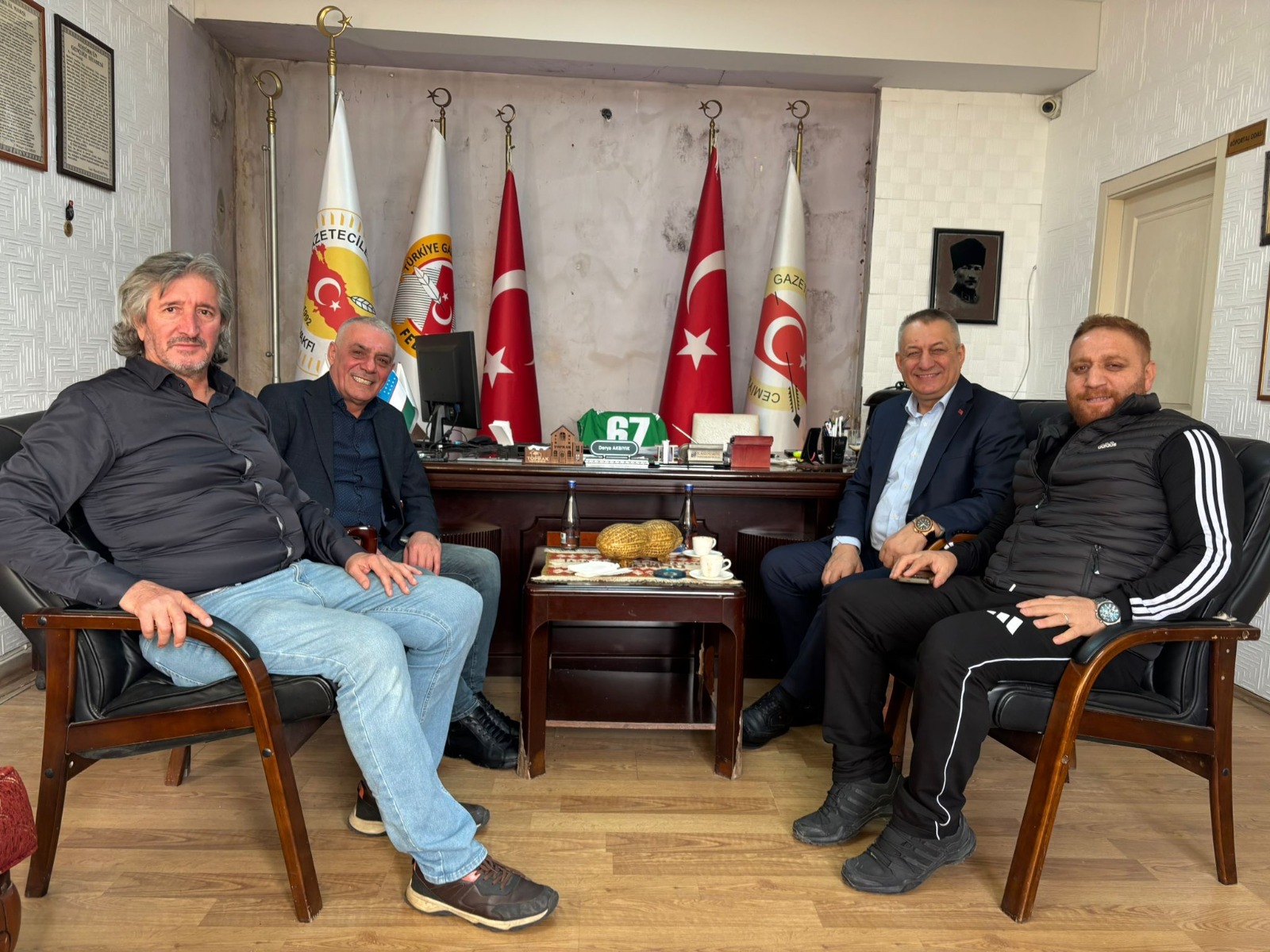 Zonguldakspor Onursal Başkanı ve UKID Romanya Koordinatörü Sabit Danış, Zonguldak