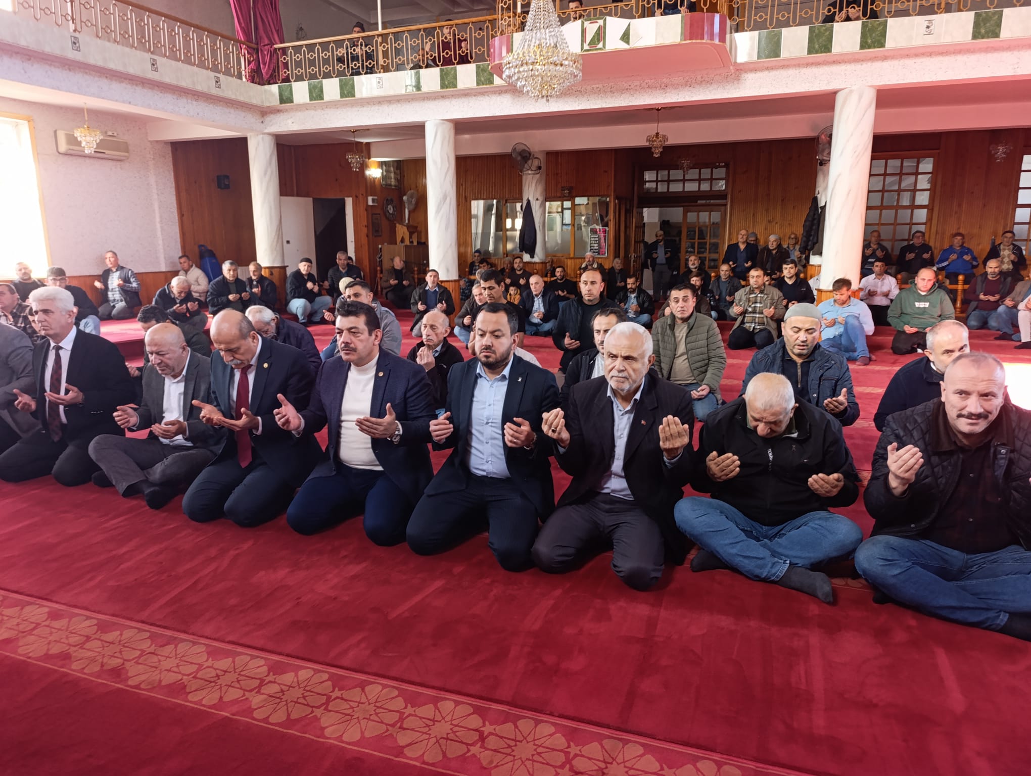 4 Aralık Dünya Madenciler Günü’nde Kilimli’de düzenlenen programda maden şehitleri