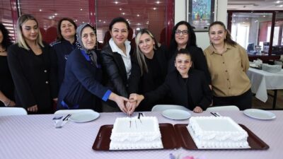 Belediye yemekhanesinde 5 Aralık Dünya Kadın Hakları Günü dolayısıyla anlamlı