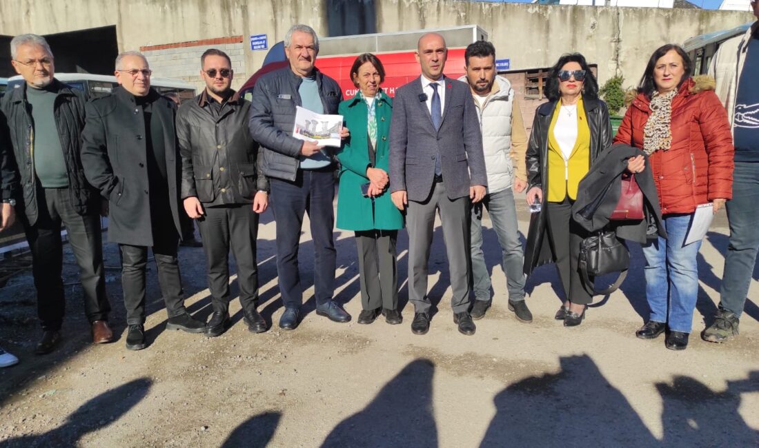 Devrim Dural’dan Lavuar Alanı Projesine tepki Cumhuriyet Halk Partisi (CHP) İl Başkanı Devrim Dural, Lauvar Alanı