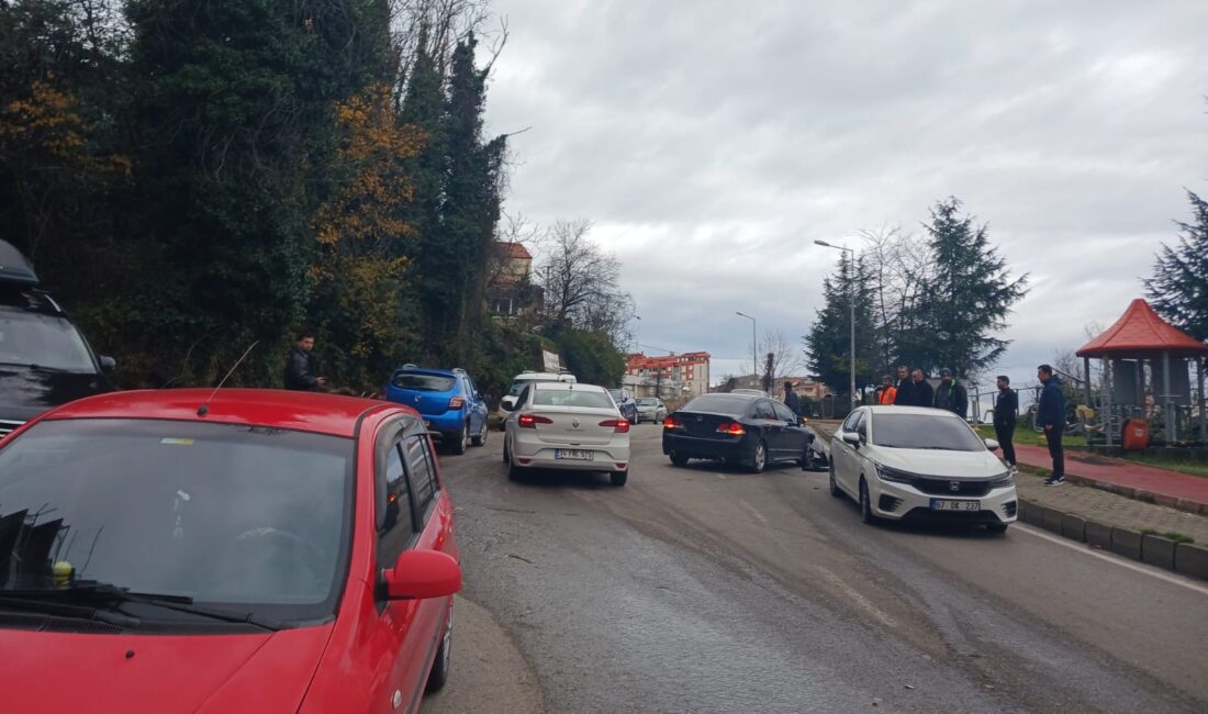 Zonguldak merkeze bağlı İncivez Mahallesinde kaza meydana geldi.