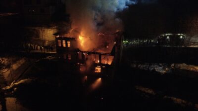 Karabük’ün Safranbolu ilçesinde 2 katlı tarihi ahşap konakta çıkan yangın